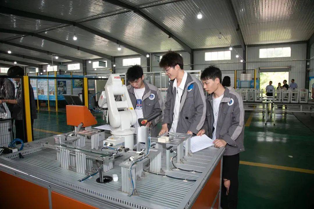 单招名校丨颜值与实力并存，四川这所省级示范高职院校全力打造高质量育人名片